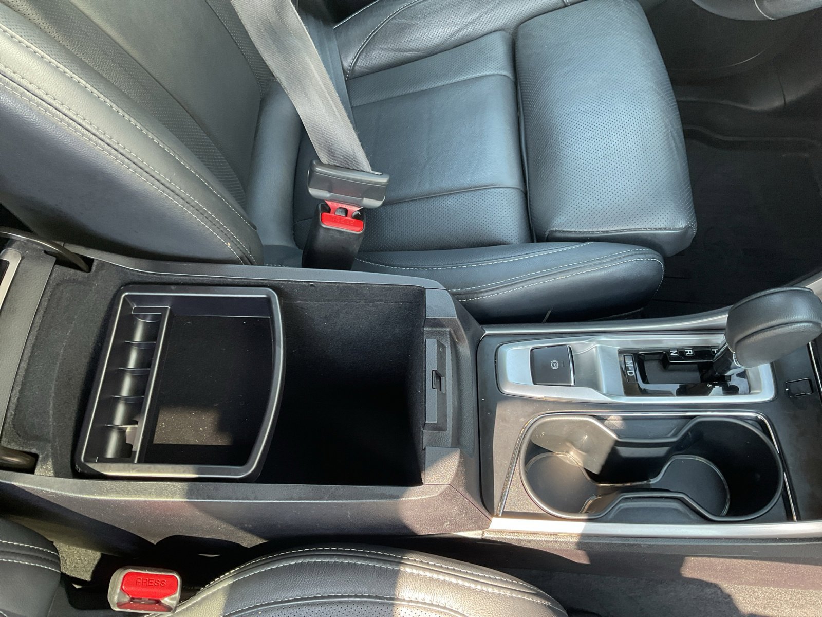 2022 Subaru Ascent Limited photo 23
