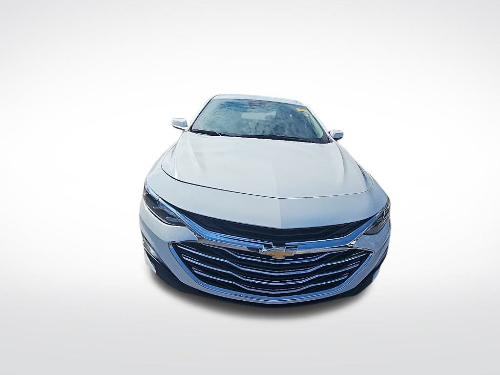 2023 Chevrolet Malibu 1LT photo 3