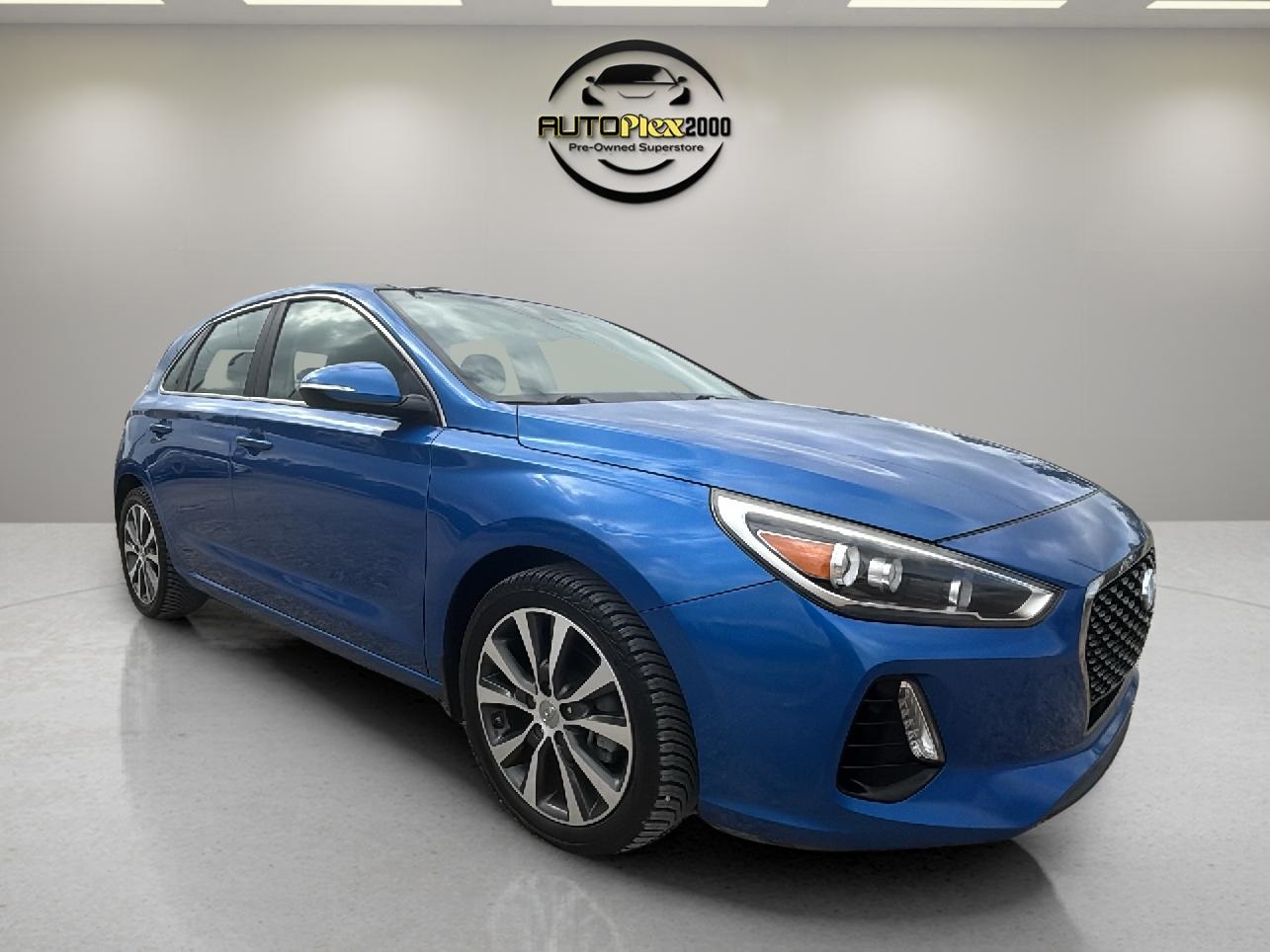 2018 Hyundai Elantra GT Base photo 2