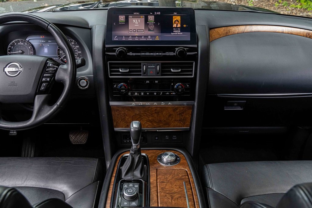 2023 Nissan Armada SL photo 9