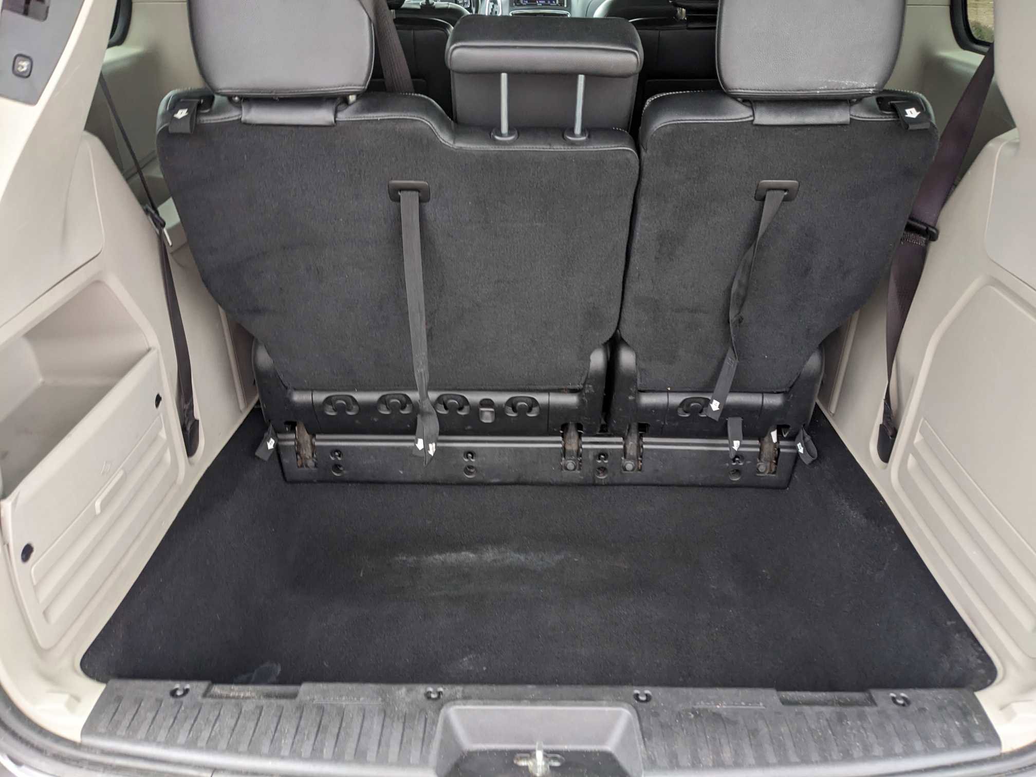 PreOwned 2019 Dodge Grand Caravan SXT Minivan, Passenger in Goldsboro