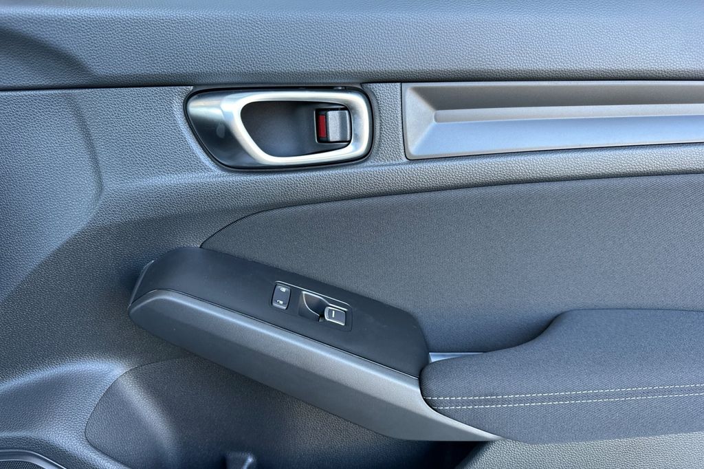 2026 Honda Civic Sport photo 17