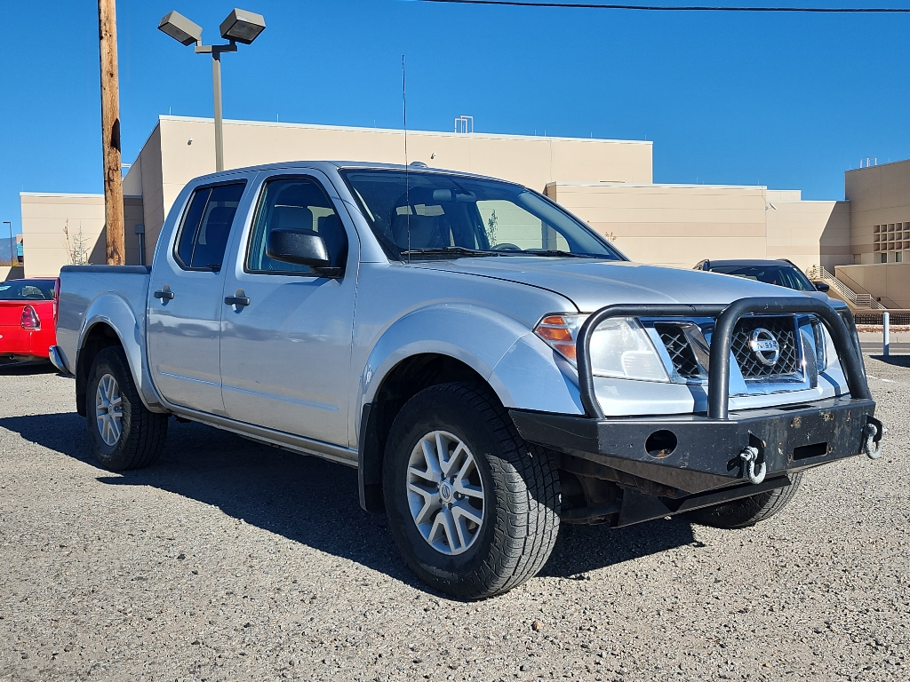 2017 Nissan Frontier SV photo 3