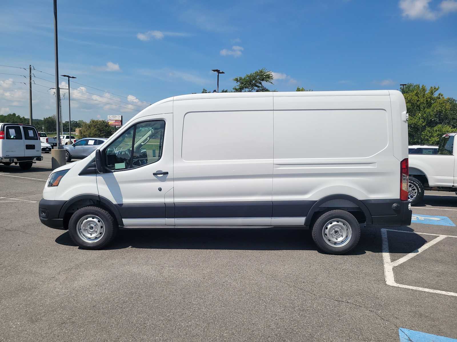 2025 Ford Transit Cargo Van photo 6