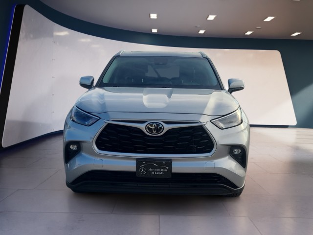 2022 Toyota Highlander XLE photo 8