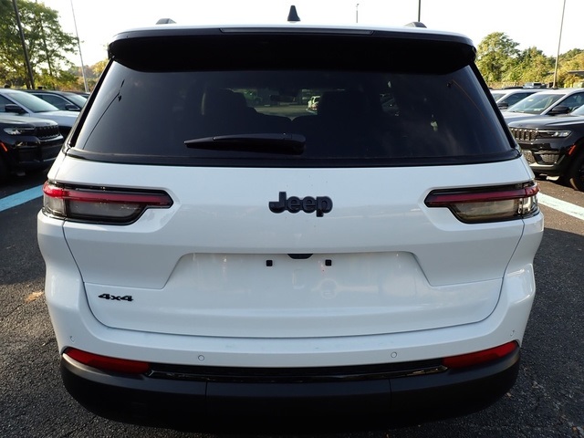 2025 Jeep Grand Cherokee Altitude X photo 3