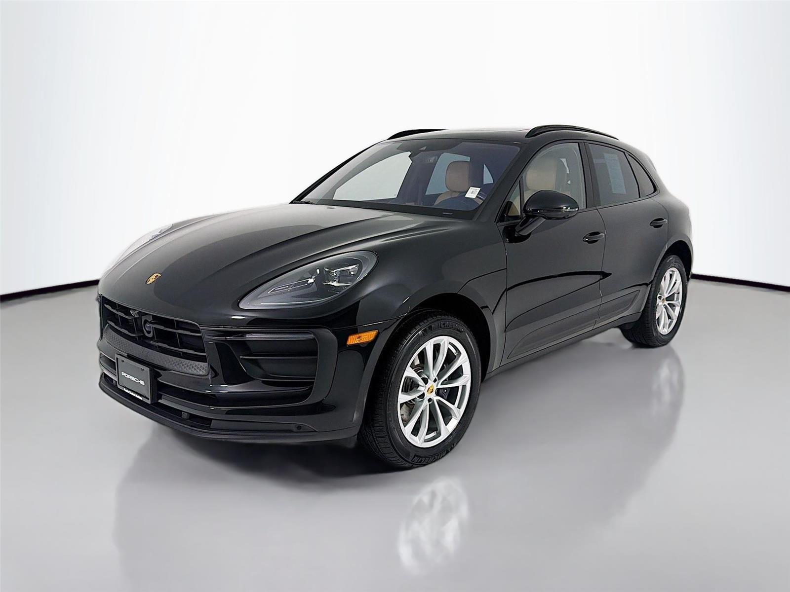 2023 Porsche Macan T