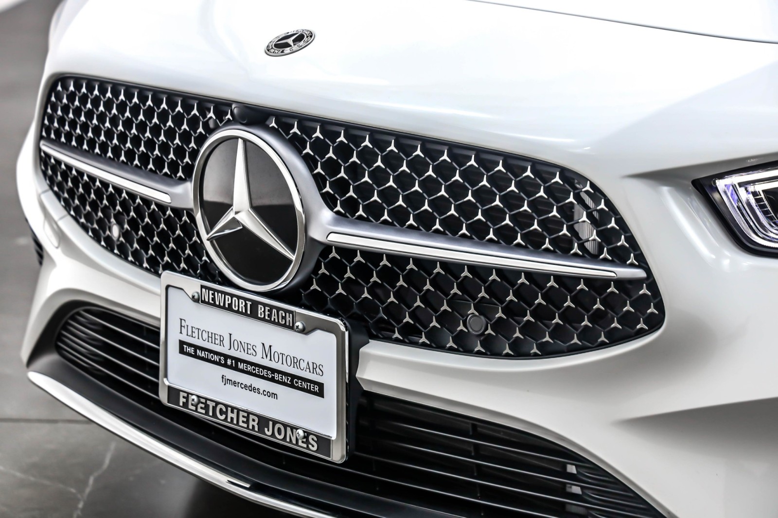 2025 Mercedes Benz CLA 250 photo 13