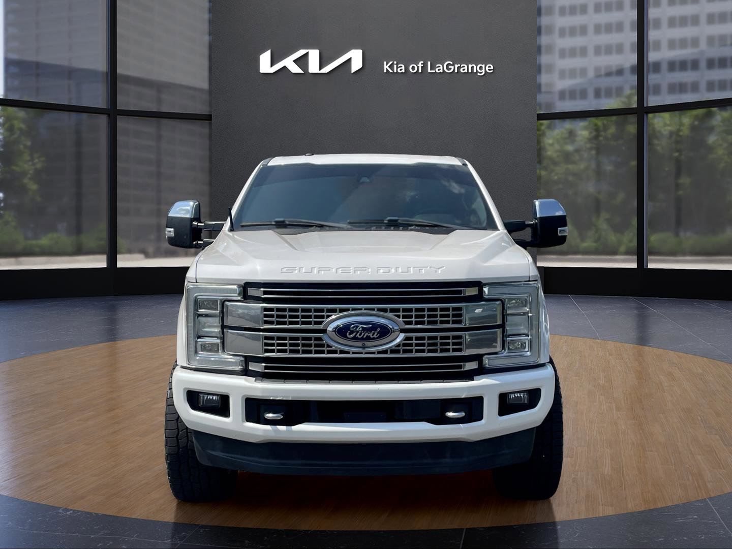 2018 Ford F-250 King Ranch photo 2