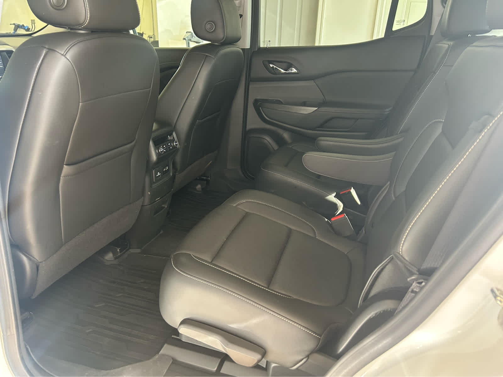 2023 Gmc Acadia SLT photo 21