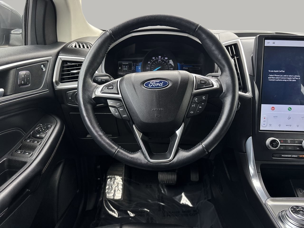 2022 Ford Edge Titanium photo 9