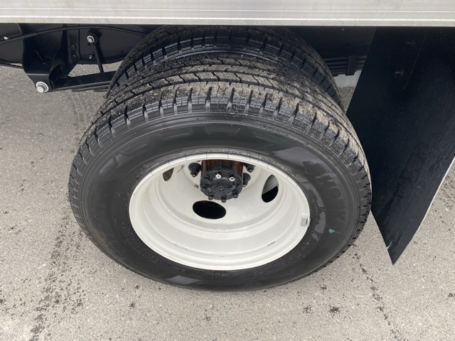 2025 Ford E-350 Base photo 11