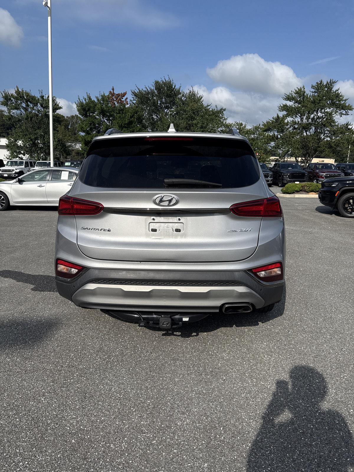 2020 Hyundai Santa Fe Limited photo 4