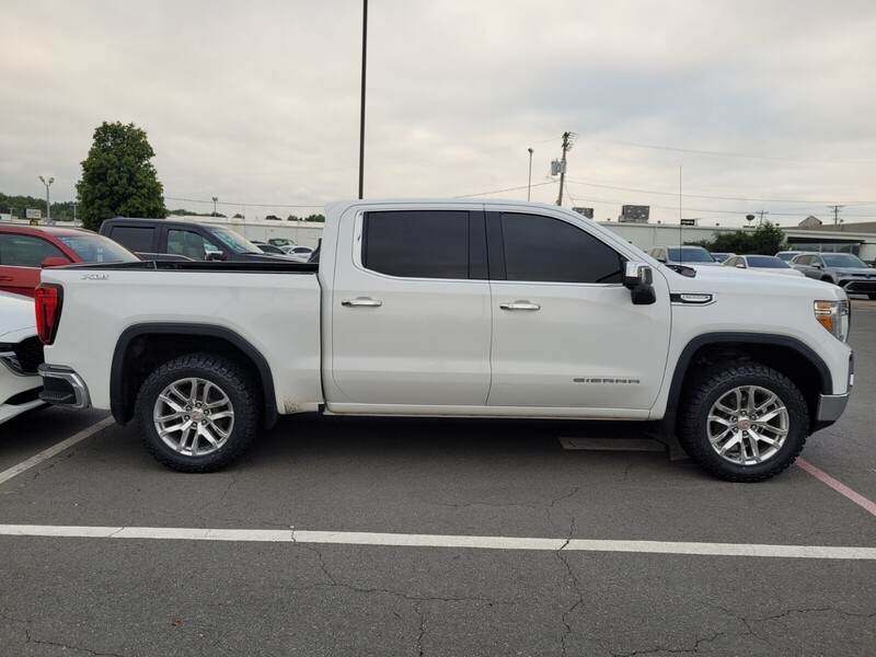 Used 2020 GMC Sierra 1500 SLT with VIN 3GTU9DED2LG147348 for sale in Little Rock