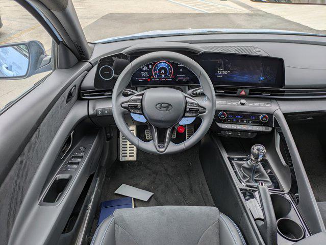 2025 Hyundai Elantra N Base photo 14