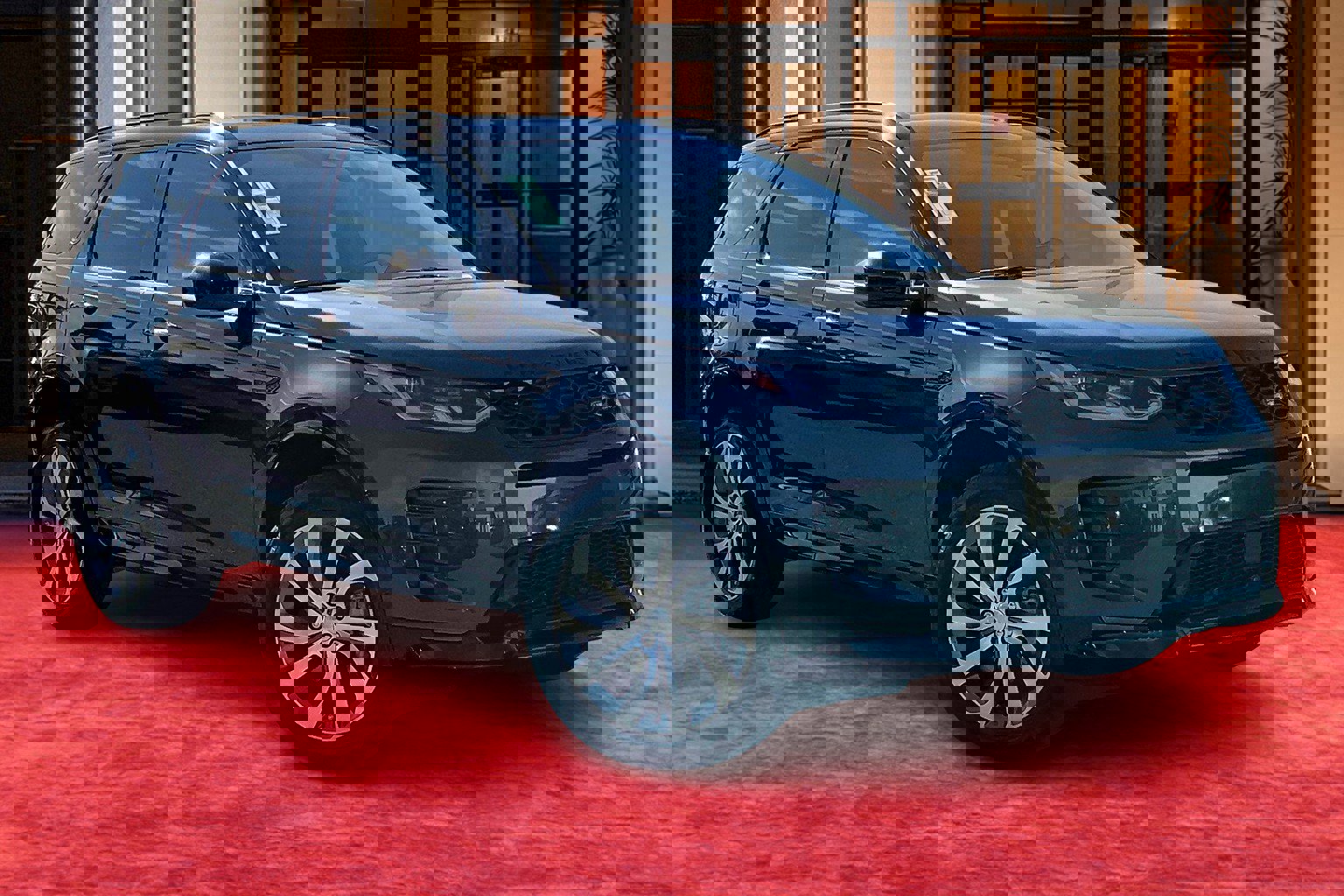 2025 Land Rover Discovery Sport Dynamic SE photo 2