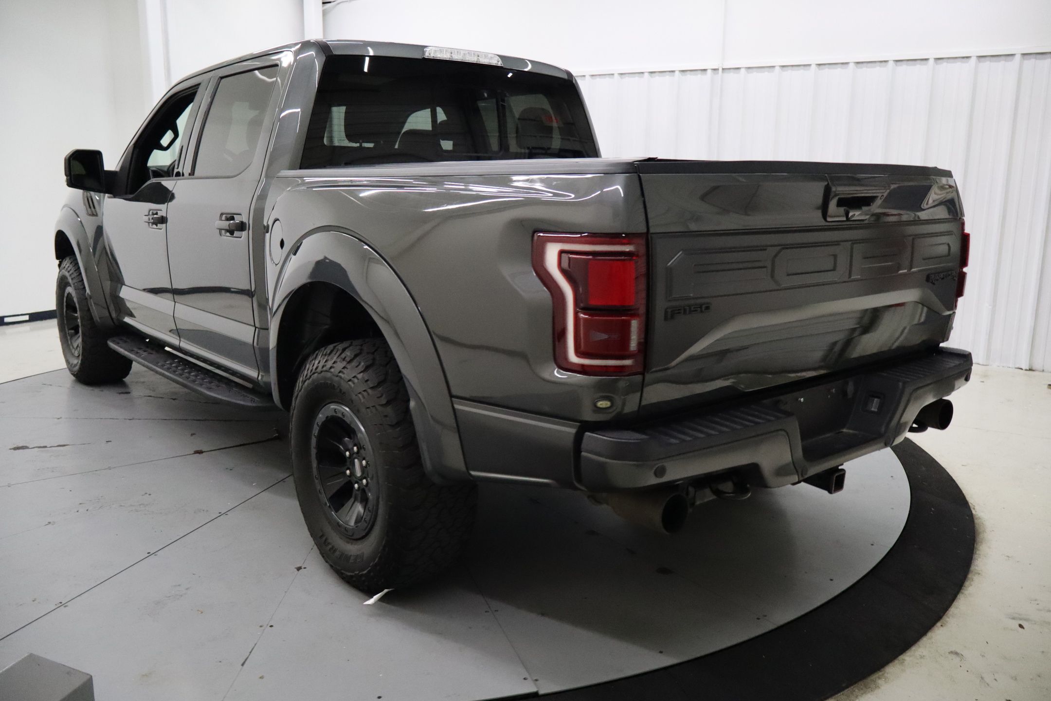 2018 Ford F-150 Raptor photo 4