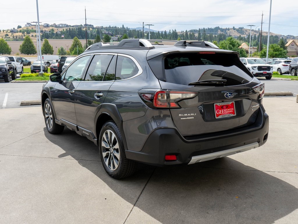 2023 Subaru Outback Touring photo 5