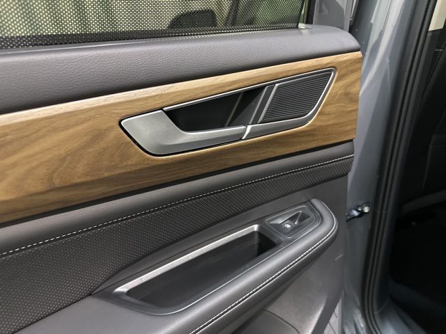2026 Volkswagen Atlas SE Technology photo 24