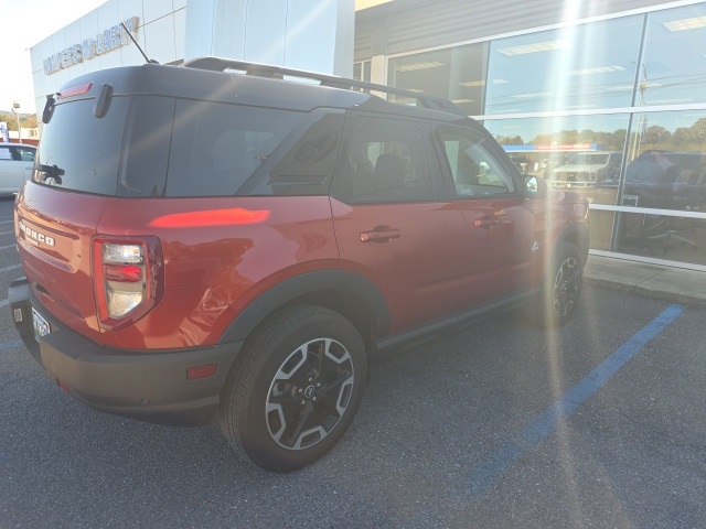2024 Ford Bronco Sport Outer Banks photo 2