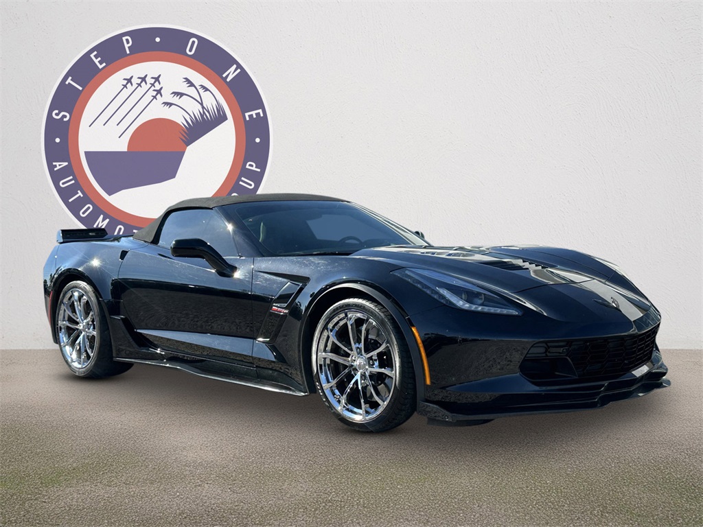 2017 Chevrolet Corvette Grand Sport 2LT photo 2