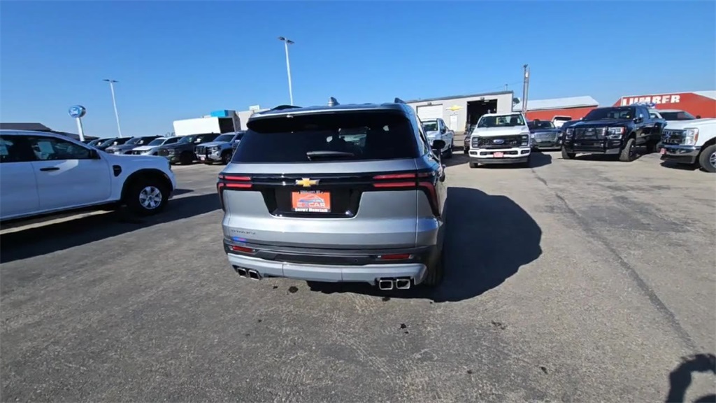 2026 Chevrolet Traverse photo 7