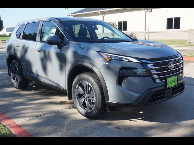 2026 Nissan Rogue SV's photo