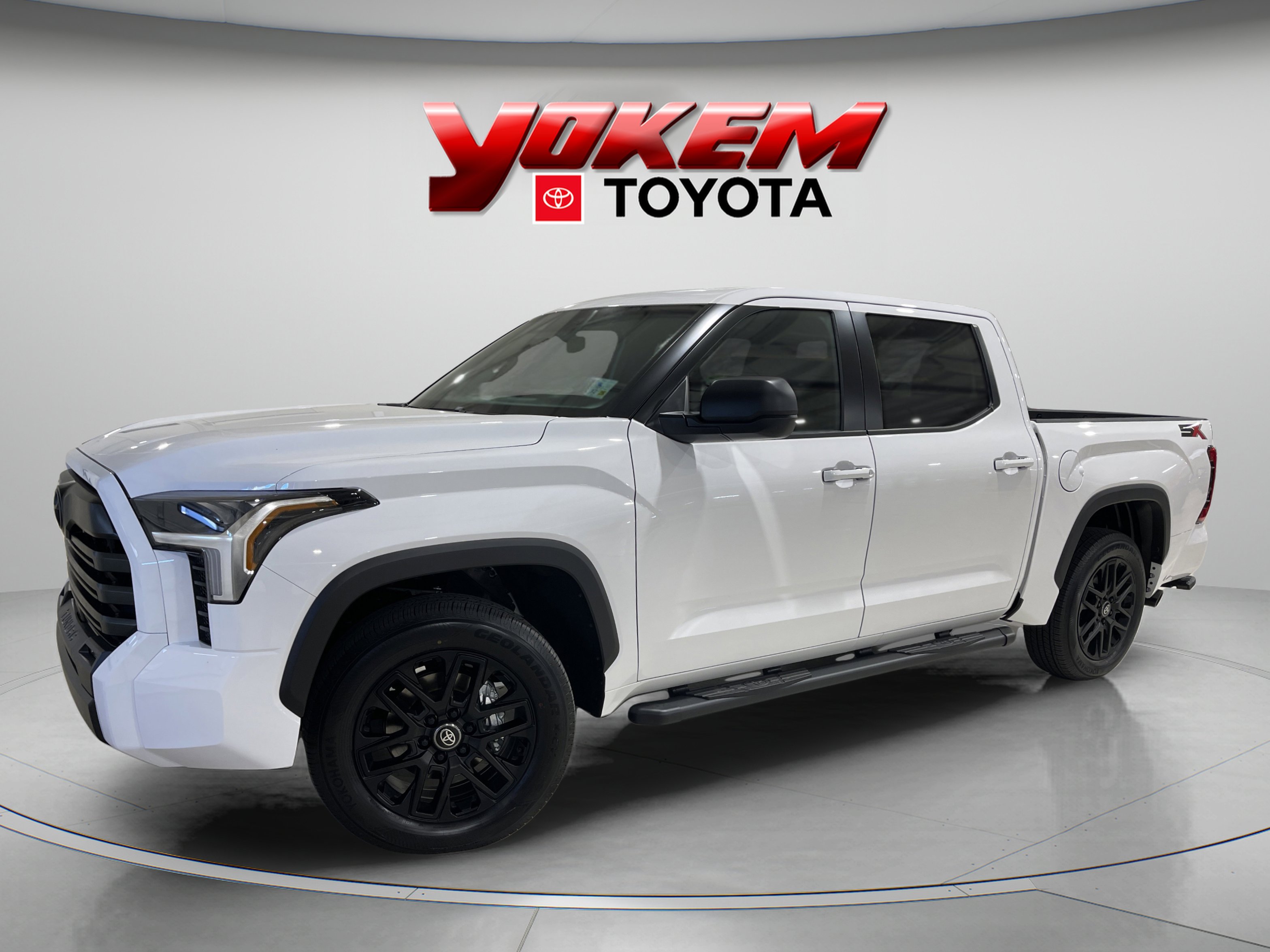 2026 Toyota Tundra SR5's photo