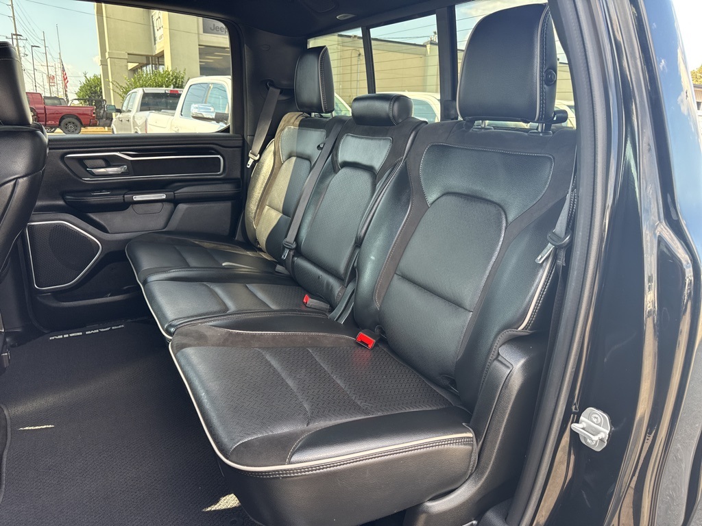 2020 Ram 1500 Laramie photo 15