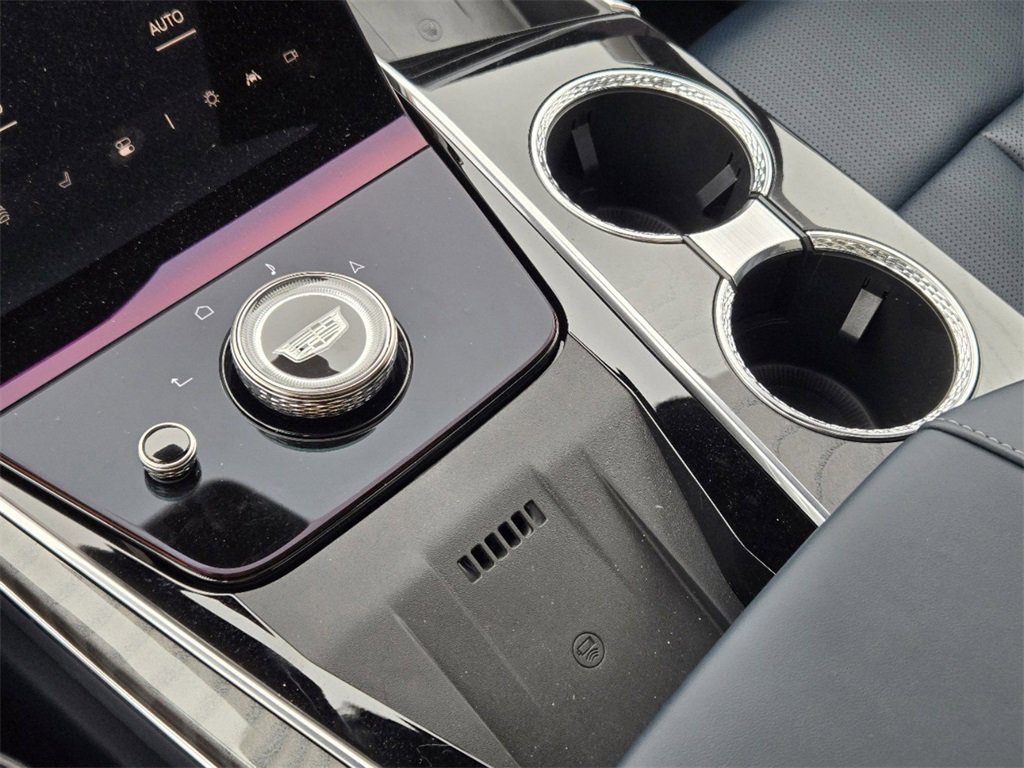 2025 Cadillac Escalade IQ Sport photo 14