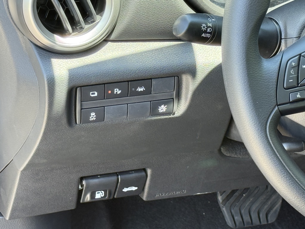 2025 Nissan Versa S photo 17