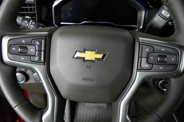 2025 Chevrolet Silverado 2500HD LTZ photo 2