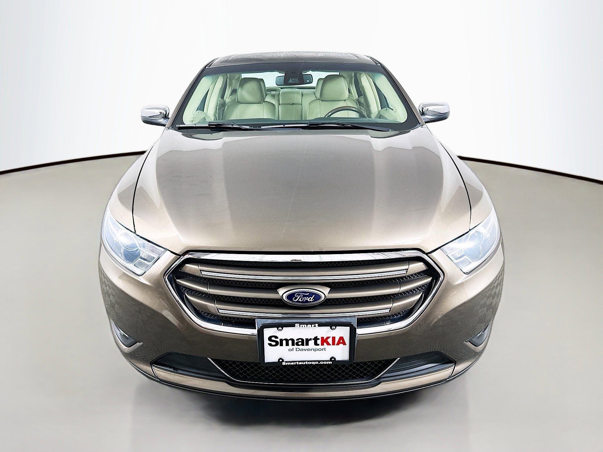 Used 2015 Ford Taurus Limited with VIN 1FAHP2F89FG125740 for sale in Davenport, IA