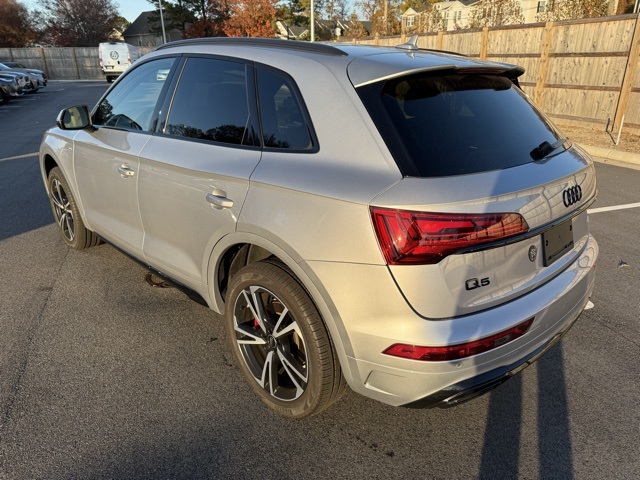2025 Audi Q5 45 S line Premium Plus photo 3
