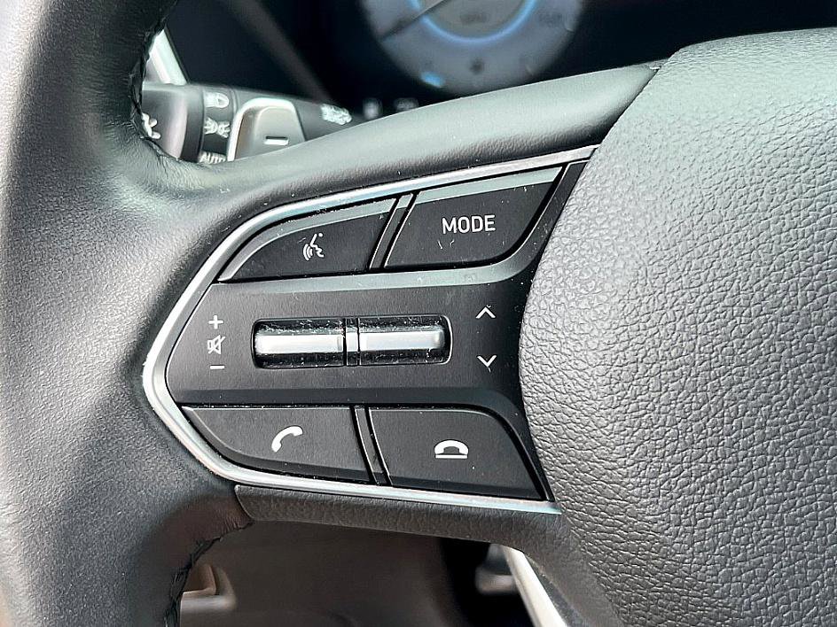 2022 Hyundai Santa Fe SEL photo 12