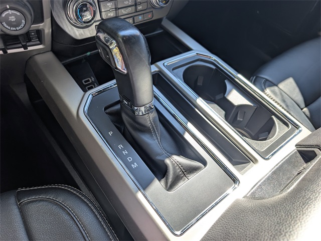 2020 Ford F-150 Lariat photo 19