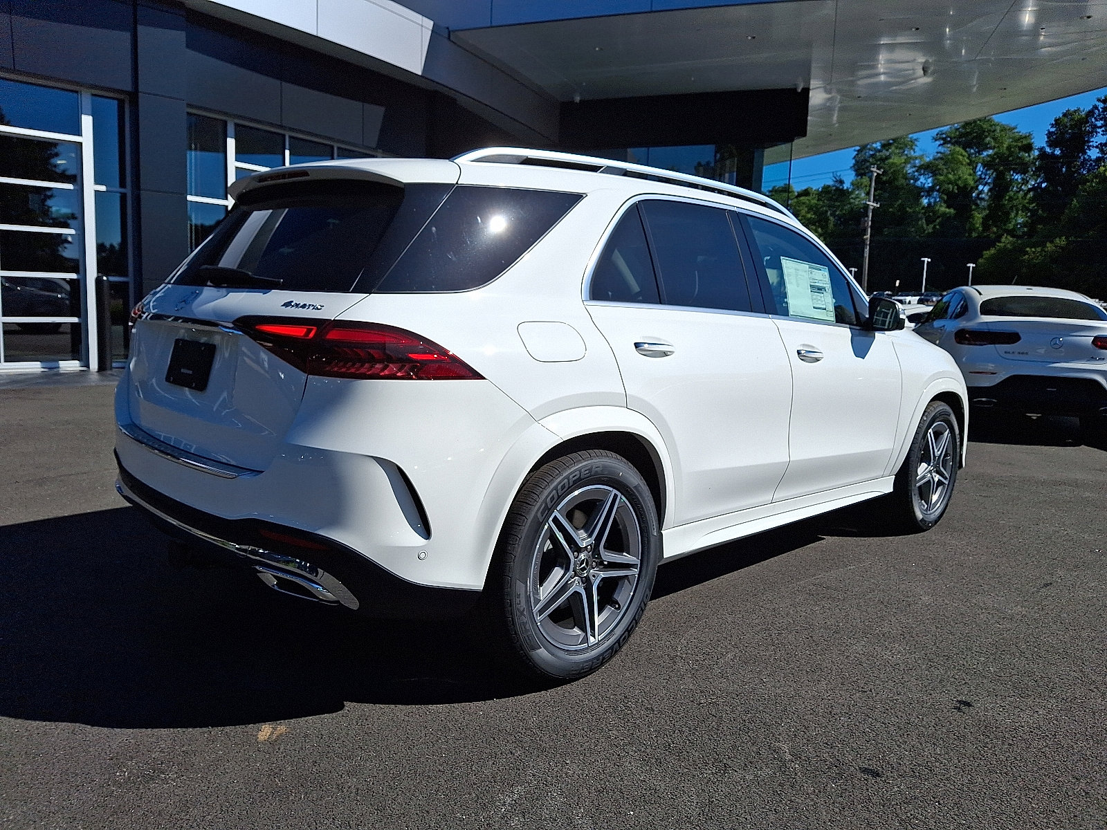 2026 Mercedes Benz GLE 350 4MATIC photo 4