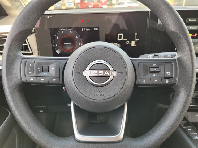 2025 Nissan Kicks SV photo 19