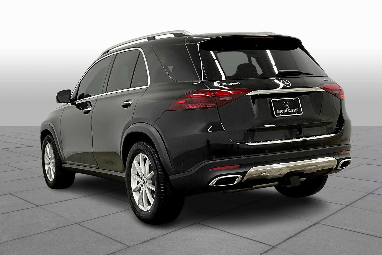 2025 Mercedes Benz GLE 350 4MATIC photo 3