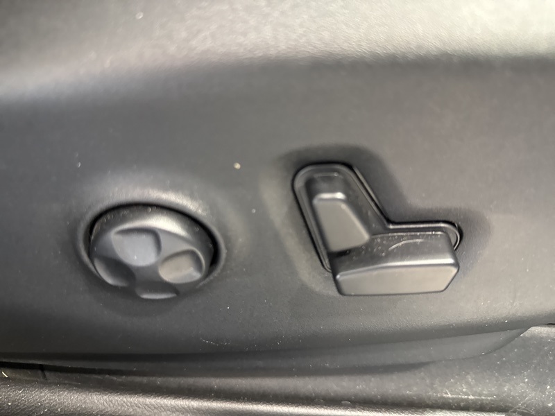 2019 Chrysler Pacifica Limited photo 16