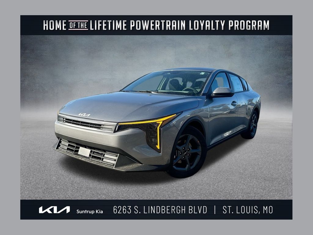 2025 Kia K4 LXS's photo