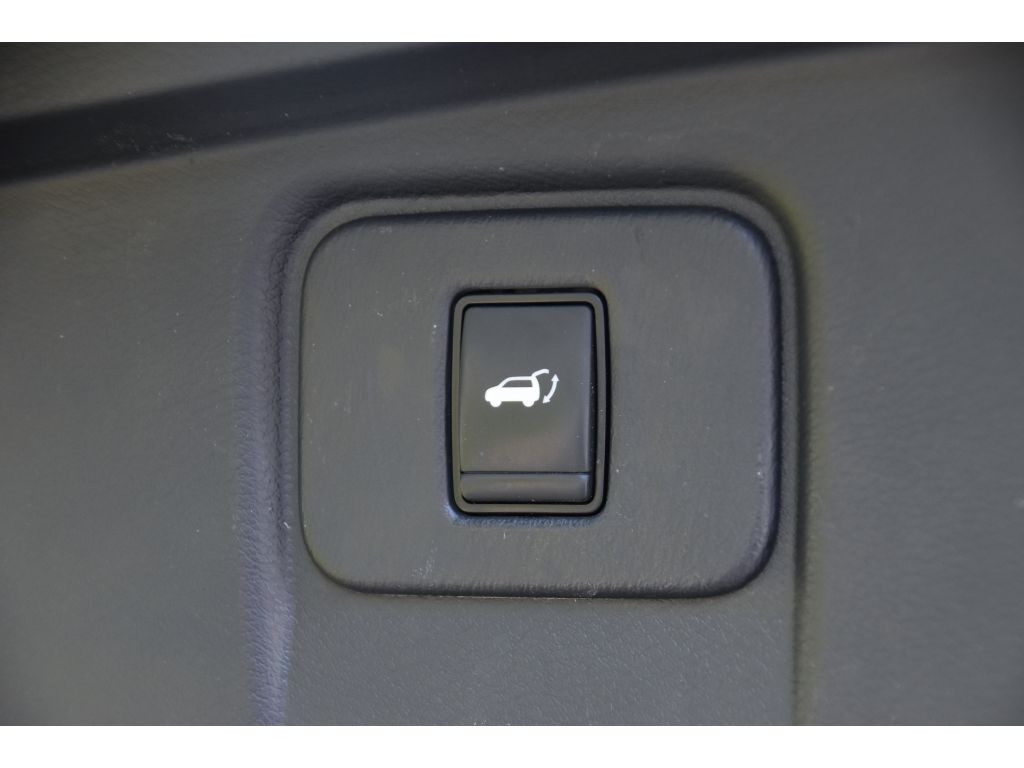 2018 Nissan Murano SL photo 23