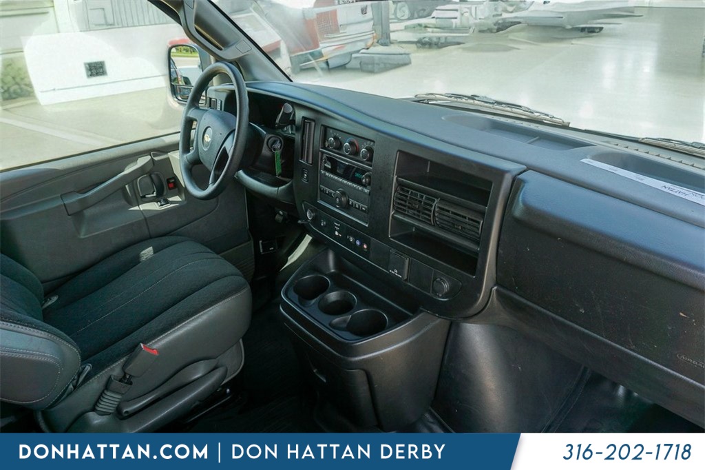 2023 Gmc Savana 2500 Cargo photo 4