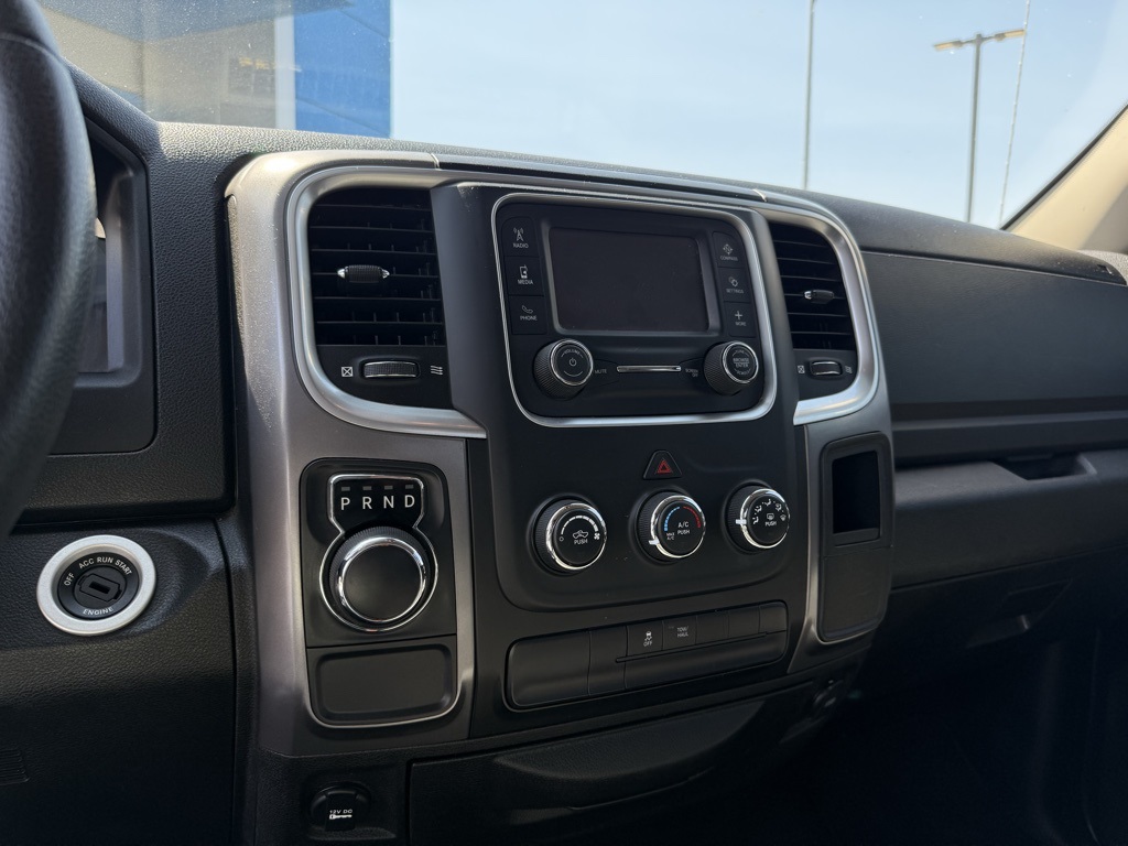 2021 Ram 1500 Classic SLT photo 13