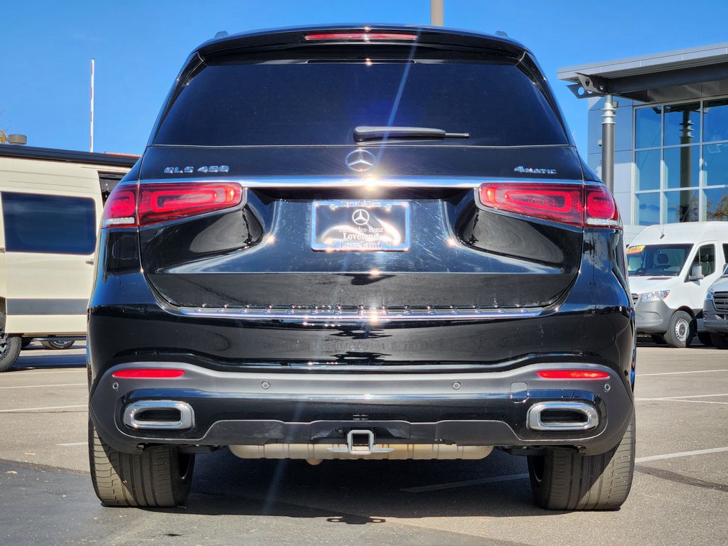 2022 Mercedes Benz GLS 450 4MATIC photo 4