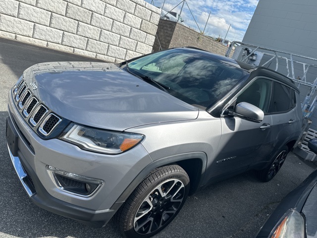 2018 Jeep Compass Limited photo 3