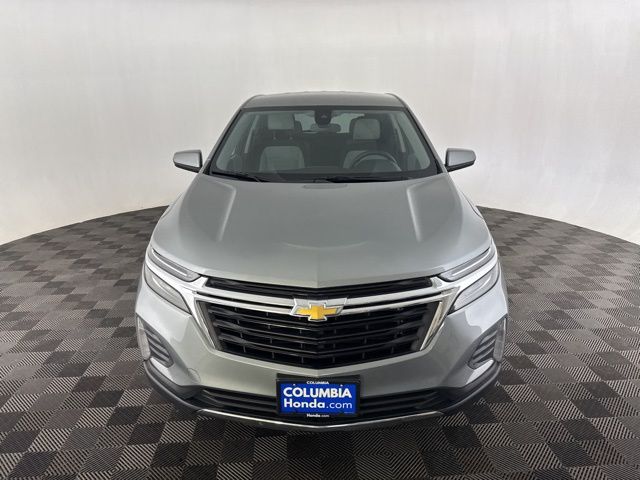 2023 Chevrolet Equinox LT photo 2