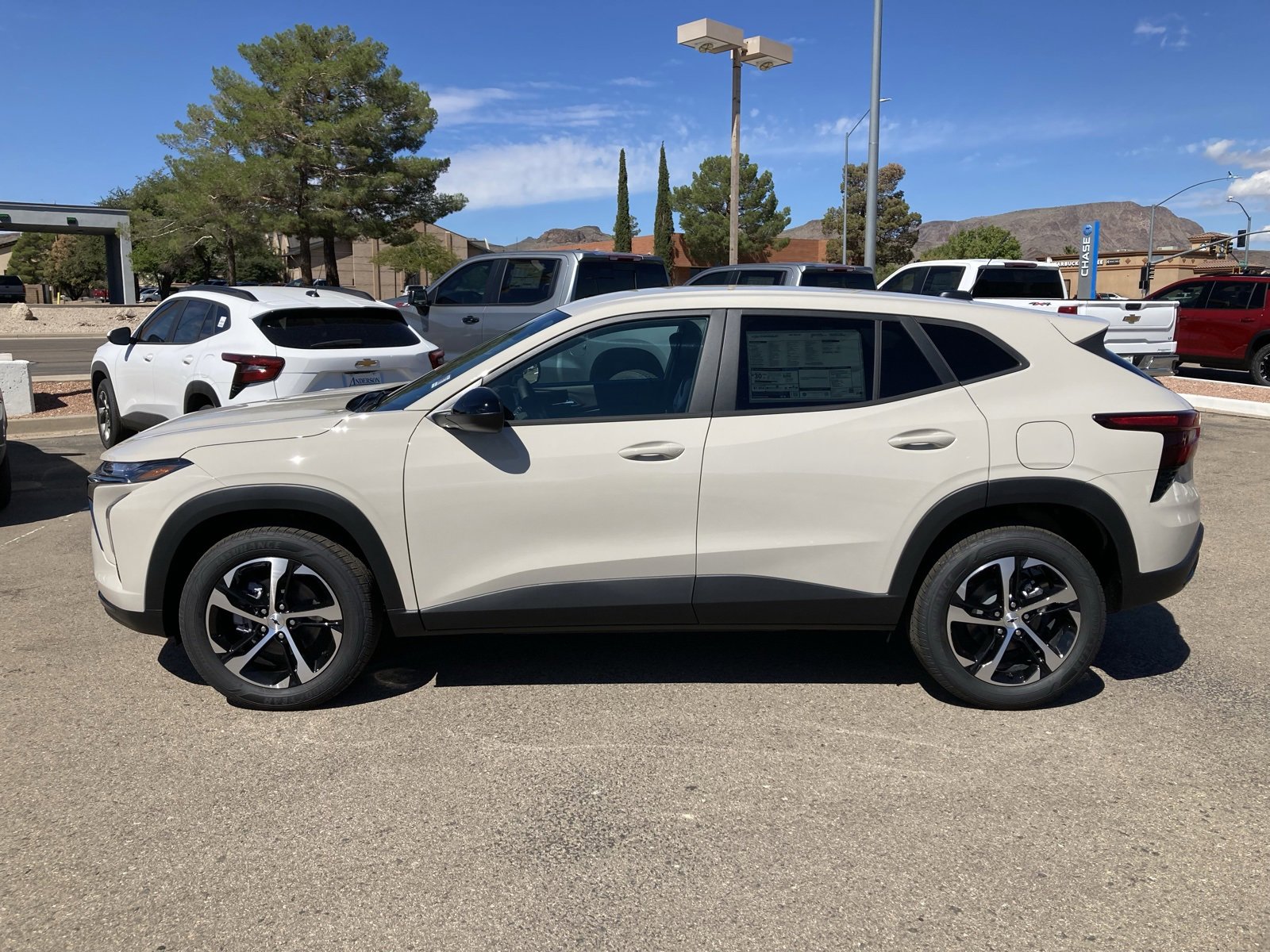 2026 Chevrolet Trax photo 8