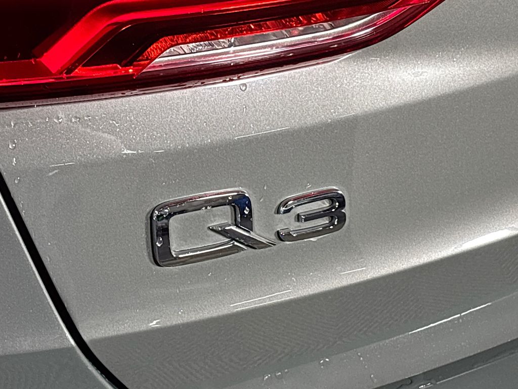 2022 Audi Q3 Premium S line photo 22