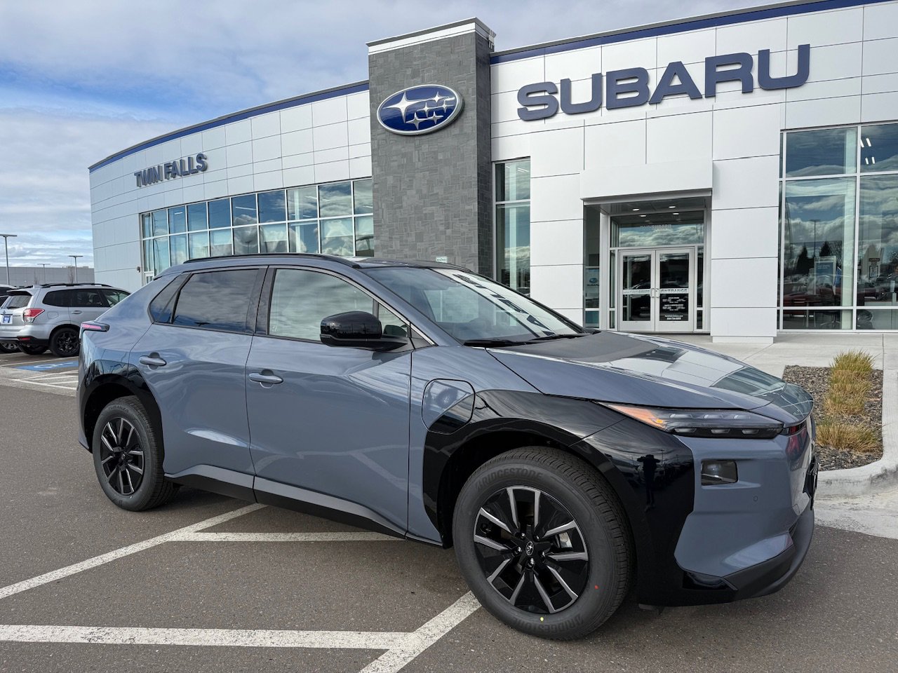 2026 Subaru Solterra Premium's photo